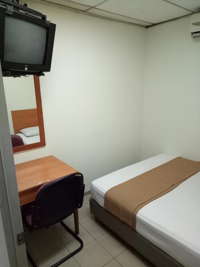 Hotel Hibiscus City Куала-Лумпур Экстерьер фото
